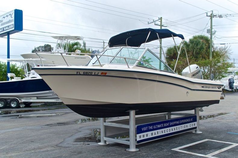 Thumbnail 3 for Used 1988 Grady-White Tournament 19 Dual Console boat for sale in West Palm Beach, FL