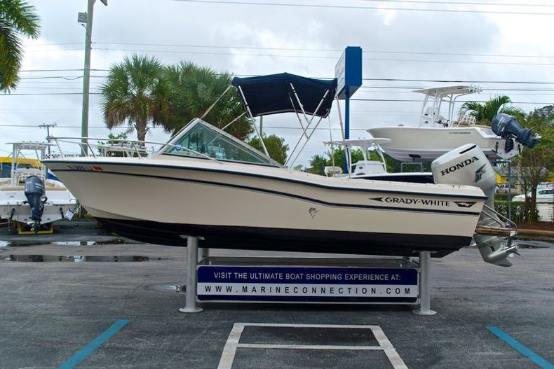 Thumbnail 4 for Used 1988 Grady-White Tournament 19 Dual Console boat for sale in West Palm Beach, FL