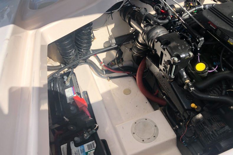 Thumbnail 26 for Used 2002 Donzi 22 ZX boat for sale in Fort Lauderdale, FL