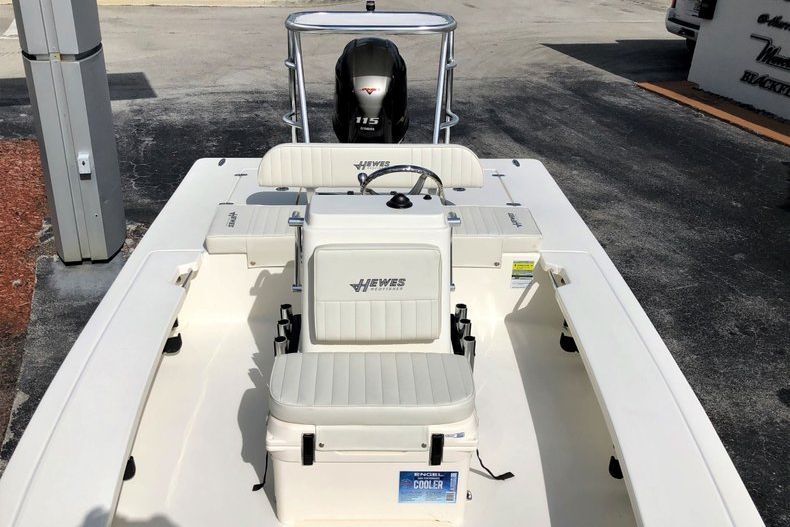 Thumbnail 13 for New 2020 Hewes Redfisher 18 Skiff boat for sale in Vero Beach, FL