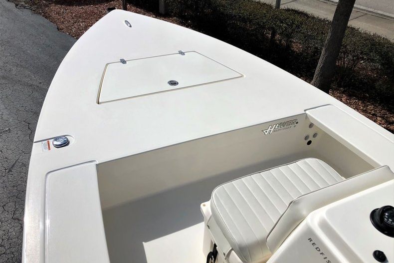 Thumbnail 12 for New 2020 Hewes Redfisher 18 Skiff boat for sale in Vero Beach, FL
