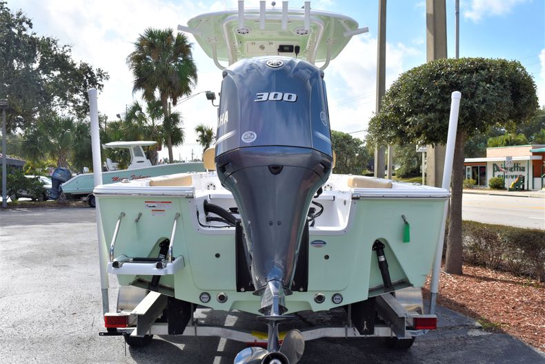Thumbnail 5 for New 2020 Sportsman Masters 247 Bay Boat boat for sale in Vero Beach, FL