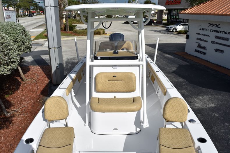 Thumbnail 27 for New 2020 Sportsman Masters 247 Bay Boat boat for sale in Vero Beach, FL