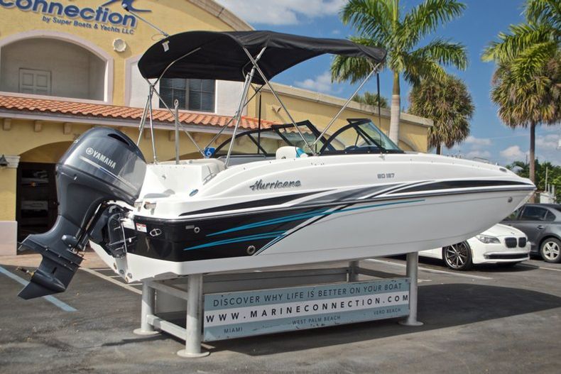 Thumbnail 7 for New 2017 Hurricane SunDeck SD 187 OB boat for sale in West Palm Beach, FL