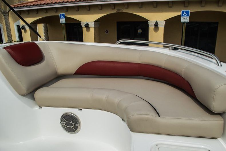 Thumbnail 14 for New 2014 Hurricane SunDeck Sport SS 188 OB boat for sale in West Palm Beach, FL