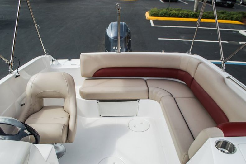 Thumbnail 28 for New 2014 Hurricane SunDeck Sport SS 188 OB boat for sale in West Palm Beach, FL