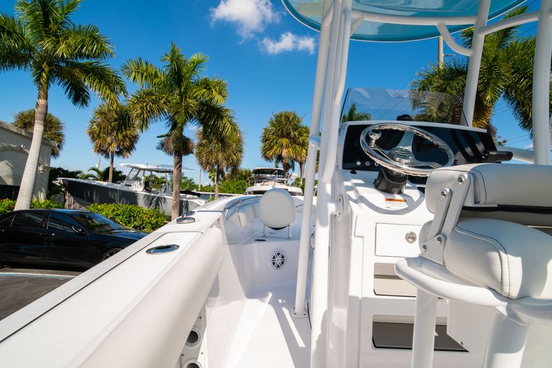 Thumbnail 18 for New 2020 Sportsman Open 212 Center Console boat for sale in West Palm Beach, FL