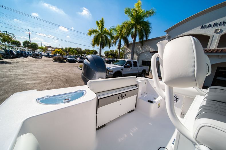 Thumbnail 9 for New 2020 Sportsman Open 212 Center Console boat for sale in West Palm Beach, FL