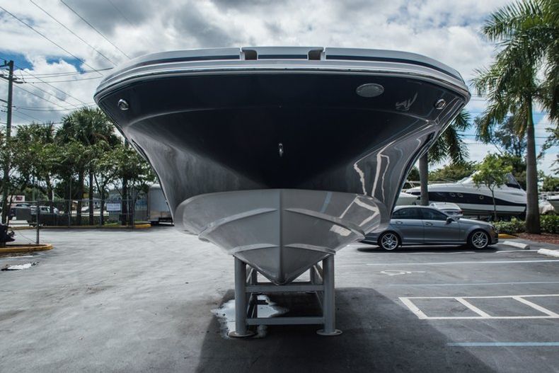 Thumbnail 10 for New 2016 Hurricane SunDeck SD 2690 OB boat for sale in Miami, FL