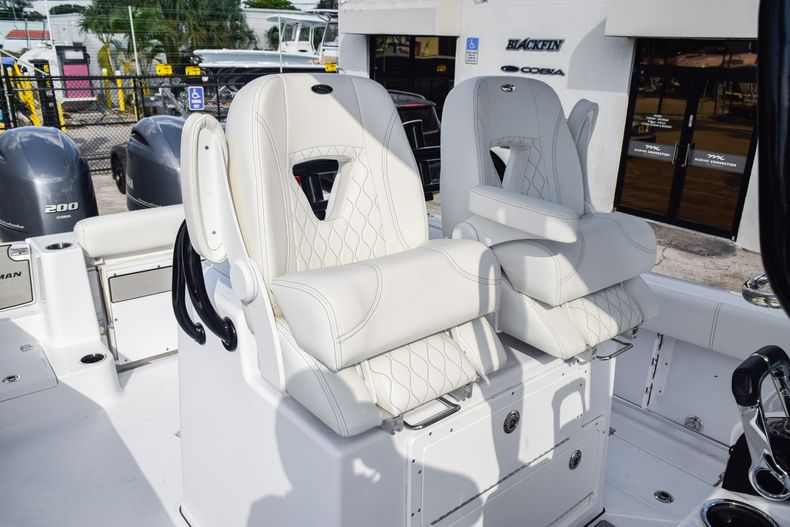 Thumbnail 31 for New 2020 Sportsman Open 282 Center Console boat for sale in West Palm Beach, FL
