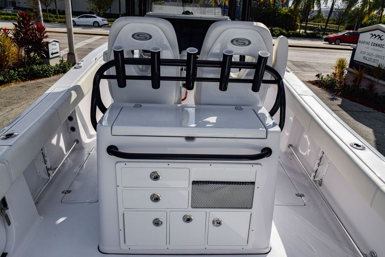 Thumbnail 14 for New 2020 Sportsman Open 282 Center Console boat for sale in West Palm Beach, FL