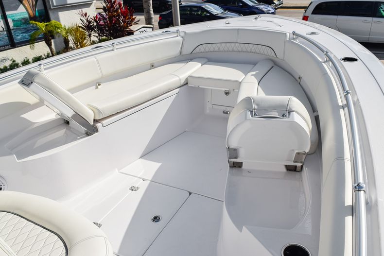 Thumbnail 38 for New 2020 Sportsman Open 282 Center Console boat for sale in West Palm Beach, FL