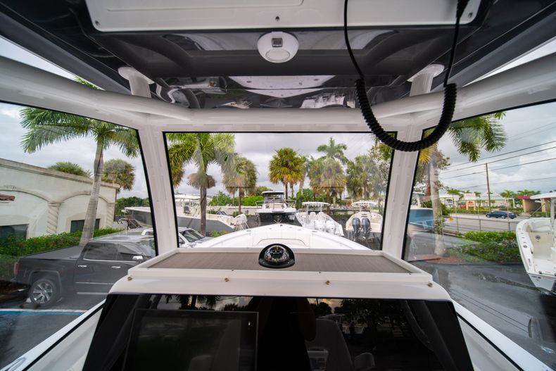 Thumbnail 33 for New 2020 Sportsman Open 282TE Center Console boat for sale in Islamorada, FL