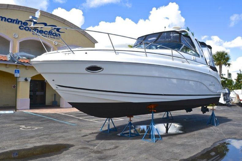 Thumbnail 1 for Used 2006 Rinker 300 Express Cruiser boat for sale in West Palm Beach, FL