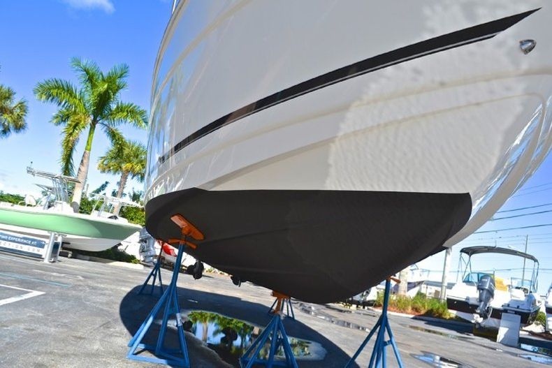 Thumbnail 13 for Used 2006 Rinker 300 Express Cruiser boat for sale in West Palm Beach, FL