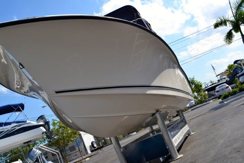 Thumbnail 6 for Used 2005 Sea Hunt Escape 220 Dual Console boat for sale in West Palm Beach, FL