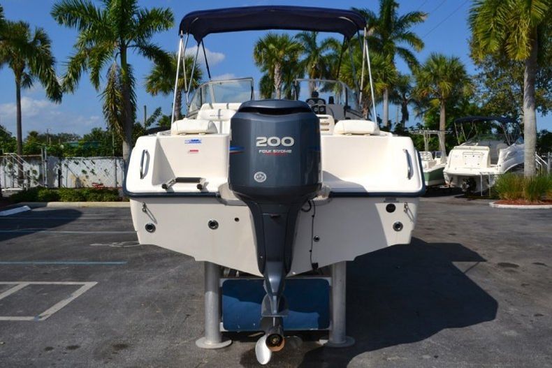 Thumbnail 10 for Used 2005 Sea Hunt Escape 220 Dual Console boat for sale in West Palm Beach, FL