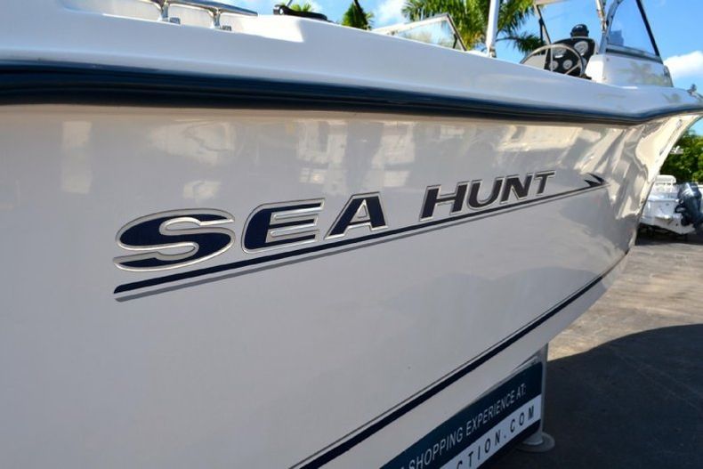 Thumbnail 12 for Used 2005 Sea Hunt Escape 220 Dual Console boat for sale in West Palm Beach, FL