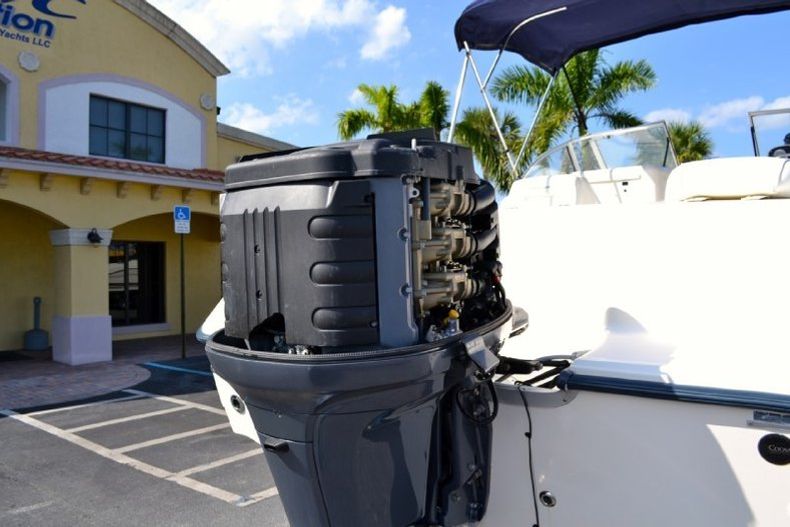 Thumbnail 23 for Used 2005 Sea Hunt Escape 220 Dual Console boat for sale in West Palm Beach, FL