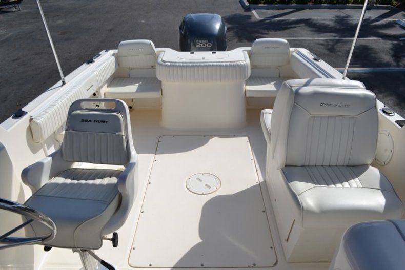 Thumbnail 34 for Used 2005 Sea Hunt Escape 220 Dual Console boat for sale in West Palm Beach, FL