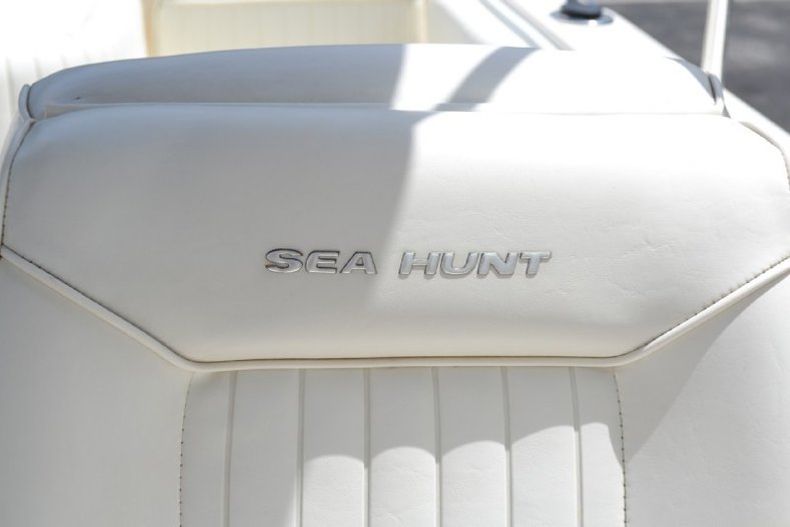 Thumbnail 48 for Used 2005 Sea Hunt Escape 220 Dual Console boat for sale in West Palm Beach, FL