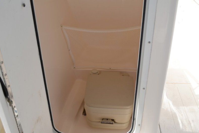 Thumbnail 50 for Used 2005 Sea Hunt Escape 220 Dual Console boat for sale in West Palm Beach, FL