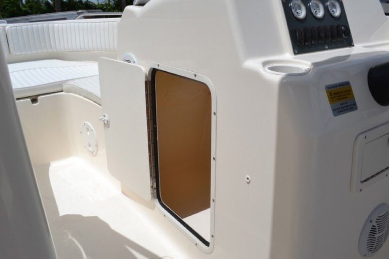 Thumbnail 60 for Used 2005 Sea Hunt Escape 220 Dual Console boat for sale in West Palm Beach, FL
