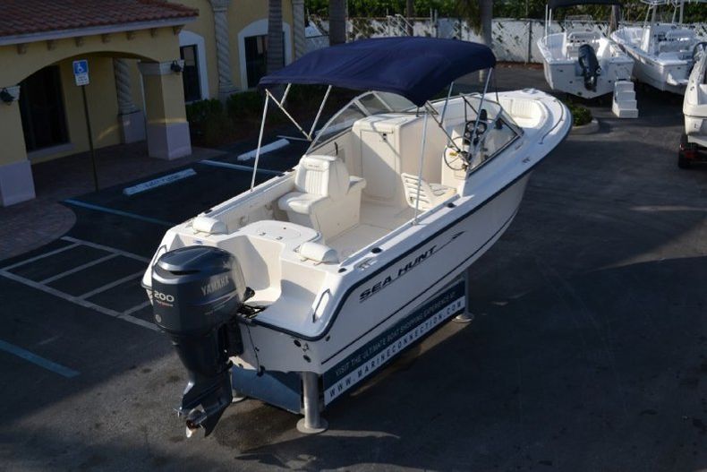 Thumbnail 74 for Used 2005 Sea Hunt Escape 220 Dual Console boat for sale in West Palm Beach, FL