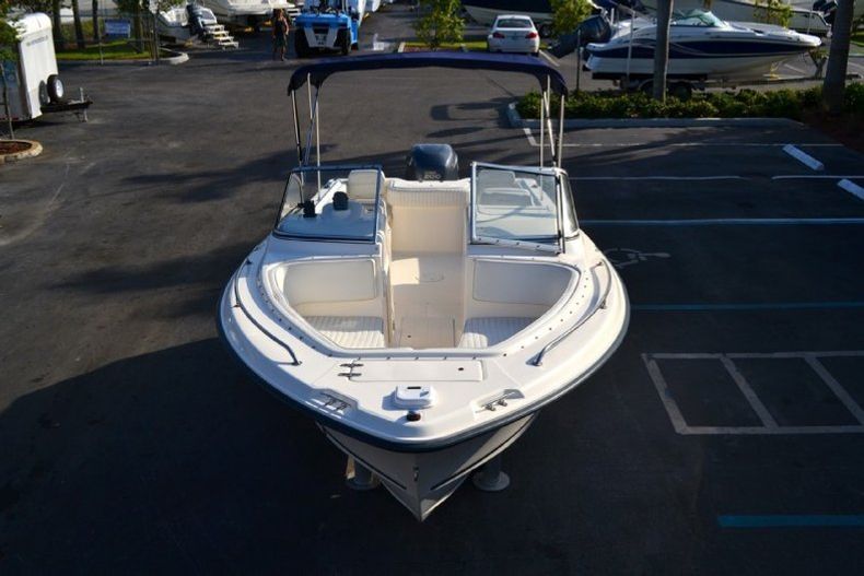 Thumbnail 77 for Used 2005 Sea Hunt Escape 220 Dual Console boat for sale in West Palm Beach, FL