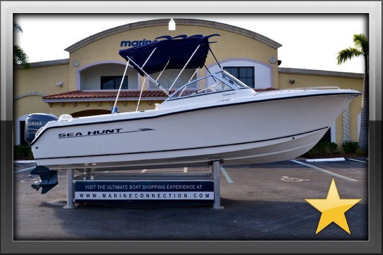 Thumbnail 88 for Used 2005 Sea Hunt Escape 220 Dual Console boat for sale in West Palm Beach, FL
