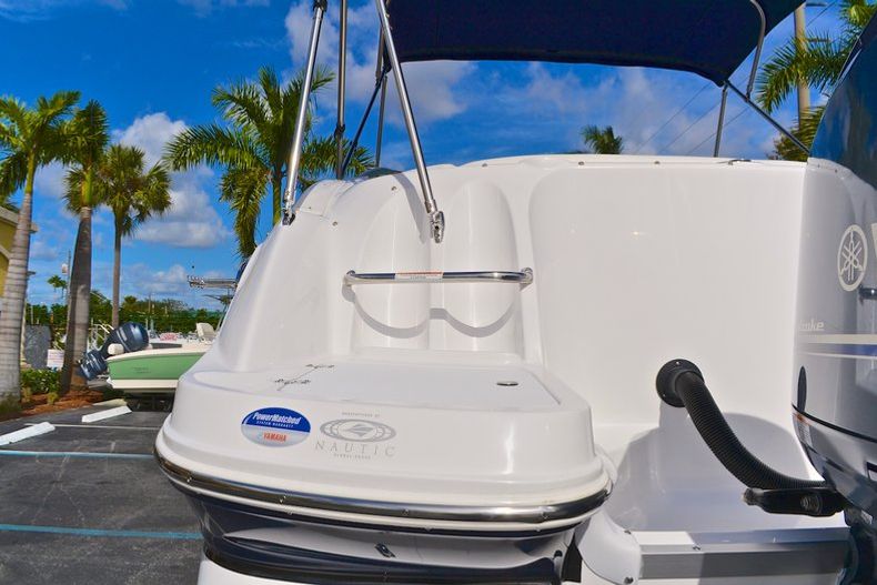 Thumbnail 16 for Used 2013 Hurricane SunDeck SD 2400 OB boat for sale in West Palm Beach, FL