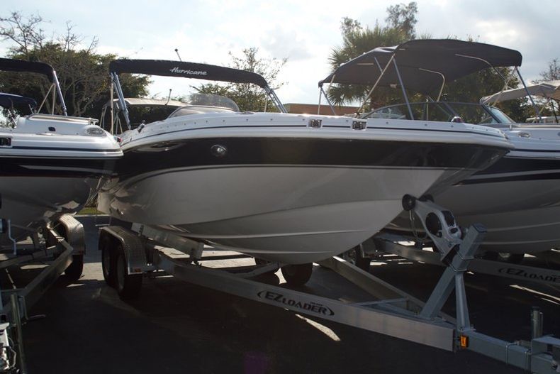 New 2015 Hurricane SunDeck Sport SS 203 OB boat for sale in West Palm Beach, FL