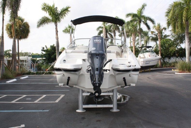 Thumbnail 12 for Used 2012 Stingray 214 LR Outboard Bowrider boat for sale in West Palm Beach, FL