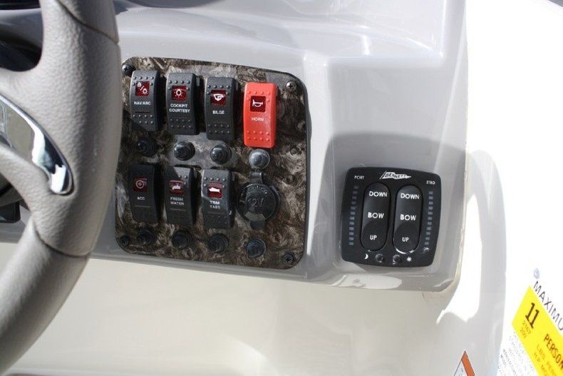 Thumbnail 26 for Used 2012 Stingray 214 LR Outboard Bowrider boat for sale in West Palm Beach, FL