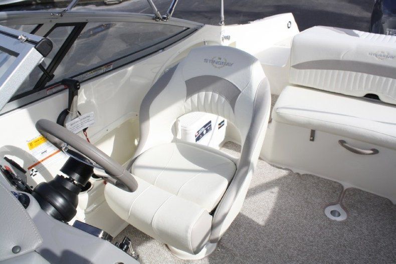 Thumbnail 29 for Used 2012 Stingray 214 LR Outboard Bowrider boat for sale in West Palm Beach, FL