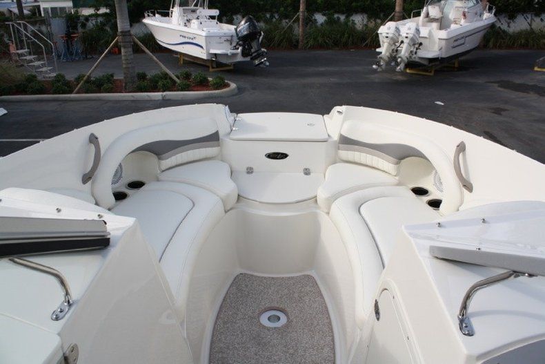 Thumbnail 51 for Used 2012 Stingray 214 LR Outboard Bowrider boat for sale in West Palm Beach, FL