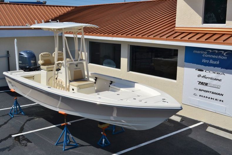 Thumbnail 6 for New 2014 Pathfinder 2400 TRS Bay Boat boat for sale in Vero Beach, FL