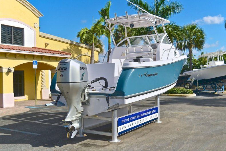 Thumbnail 7 for Used 2007 Pro-Line 23 Express Walk Around boat for sale in West Palm Beach, FL