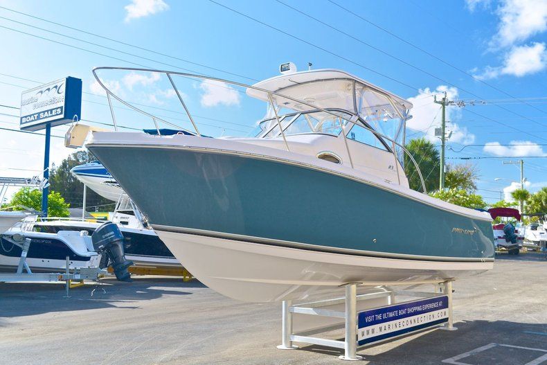 Thumbnail 11 for Used 2007 Pro-Line 23 Express Walk Around boat for sale in West Palm Beach, FL