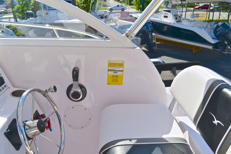 Thumbnail 65 for Used 2007 Pro-Line 23 Express Walk Around boat for sale in West Palm Beach, FL