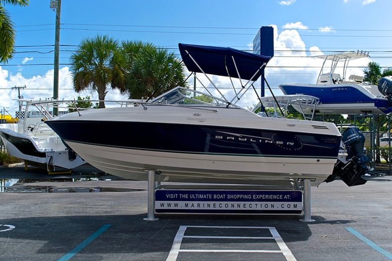 Thumbnail 4 for Used 2009 Bayliner 192 Discovery Cuddy Cabin boat for sale in West Palm Beach, FL