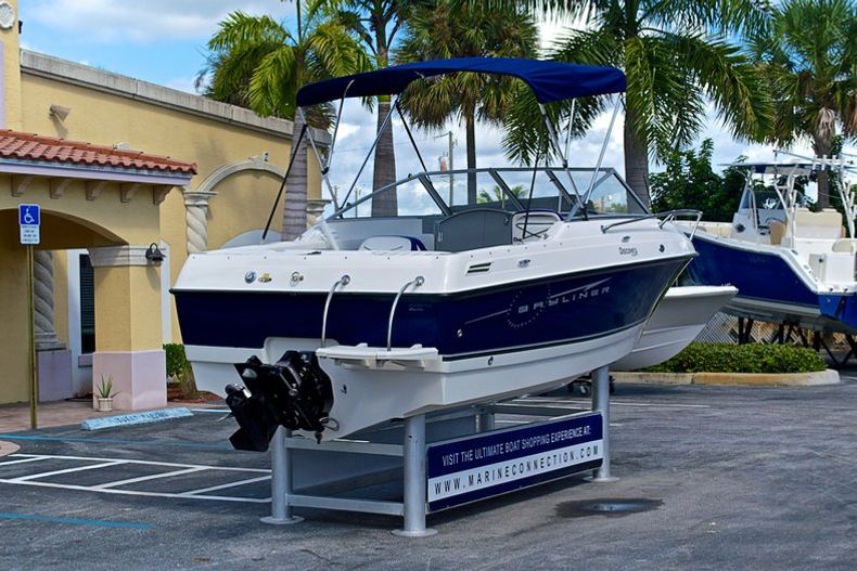 Thumbnail 7 for Used 2009 Bayliner 192 Discovery Cuddy Cabin boat for sale in West Palm Beach, FL