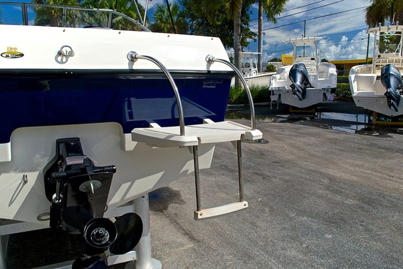 Thumbnail 15 for Used 2009 Bayliner 192 Discovery Cuddy Cabin boat for sale in West Palm Beach, FL