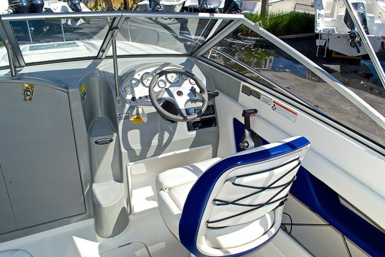 Thumbnail 42 for Used 2009 Bayliner 192 Discovery Cuddy Cabin boat for sale in West Palm Beach, FL