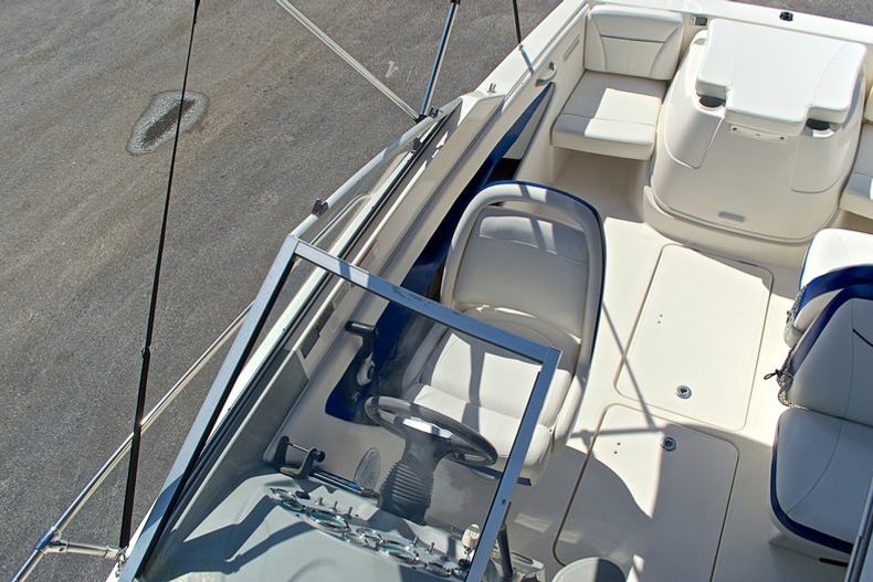 Thumbnail 68 for Used 2009 Bayliner 192 Discovery Cuddy Cabin boat for sale in West Palm Beach, FL