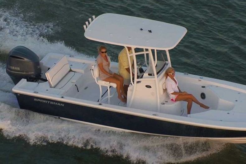 Thumbnail 40 for New 2015 Sportsman Masters 247 Bay Boat boat for sale in West Palm Beach, FL