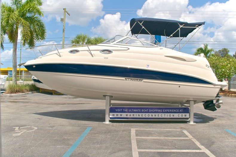 Thumbnail 4 for New 2013 Stingray 250 CS Cabin Cruiser boat for sale in West Palm Beach, FL