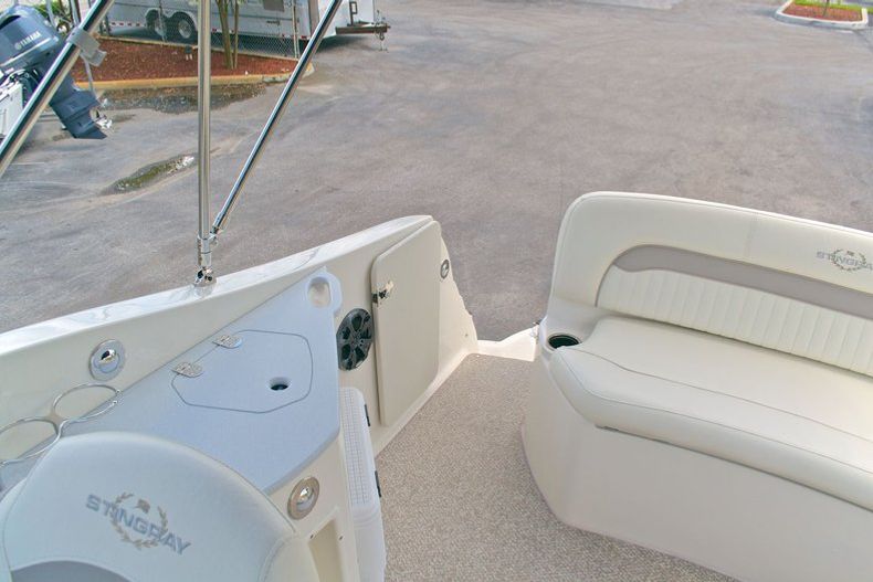 Thumbnail 34 for New 2013 Stingray 250 CS Cabin Cruiser boat for sale in West Palm Beach, FL