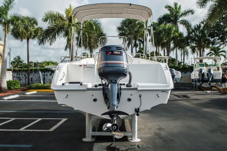 Thumbnail 6 for Used 2004 Cobia 214 Center Console boat for sale in West Palm Beach, FL