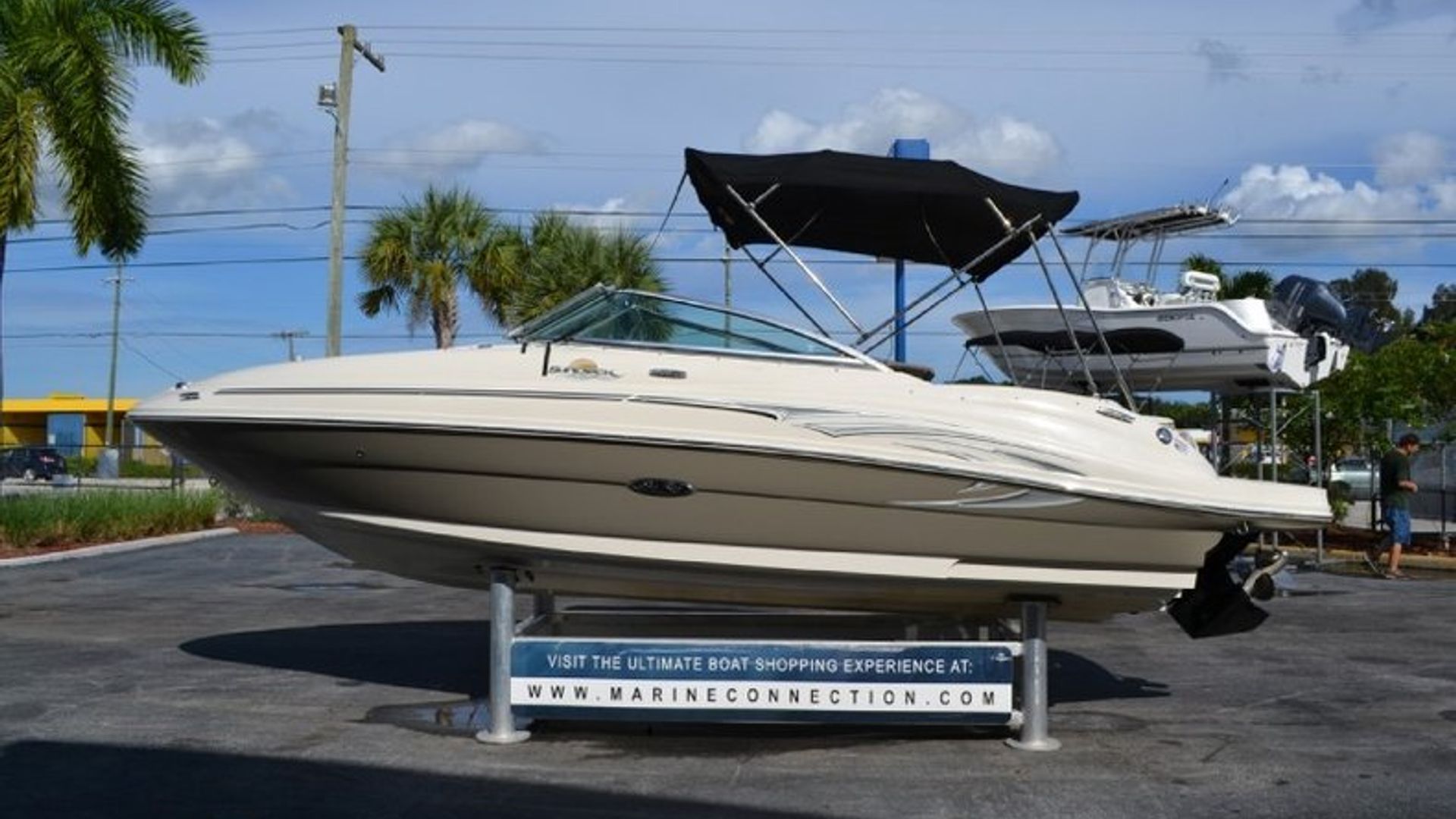 Used 2005 Sea Ray 220 SunDeck #2083 image 5